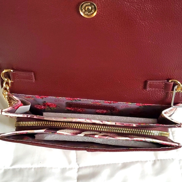 Betsey Johnson floral crossbody purse - Picture 7 of 10